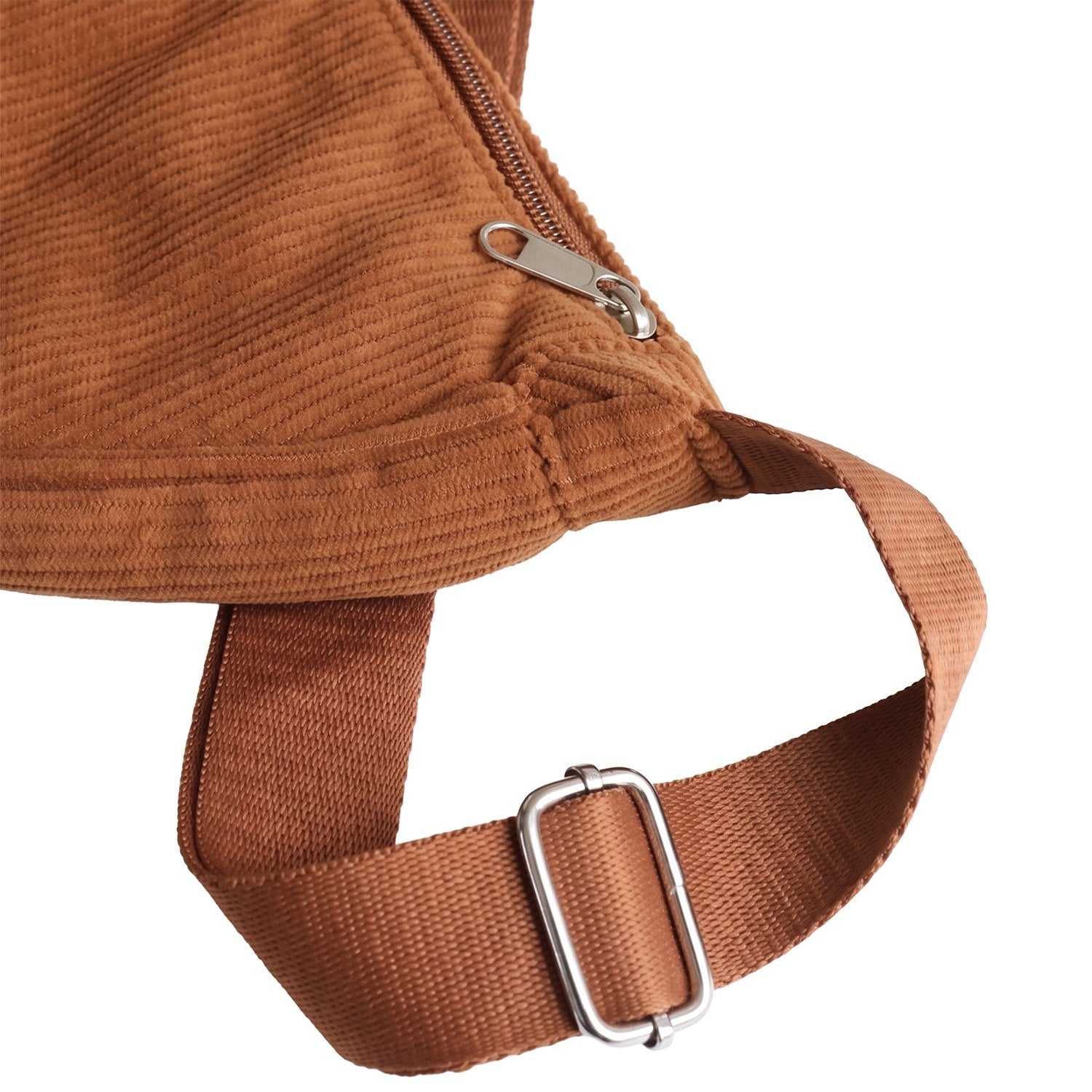 Moon Bag Axelväska i Manchester – Halvmåneformad Crossbody, Justerbar Rem -Brun