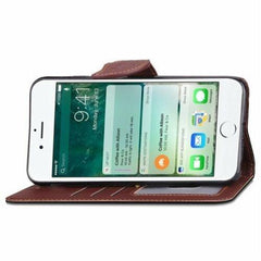 iPhone SE 2022 / SE 2020 / 7 / 8 - Flip Case Mobilplånbok - Brun